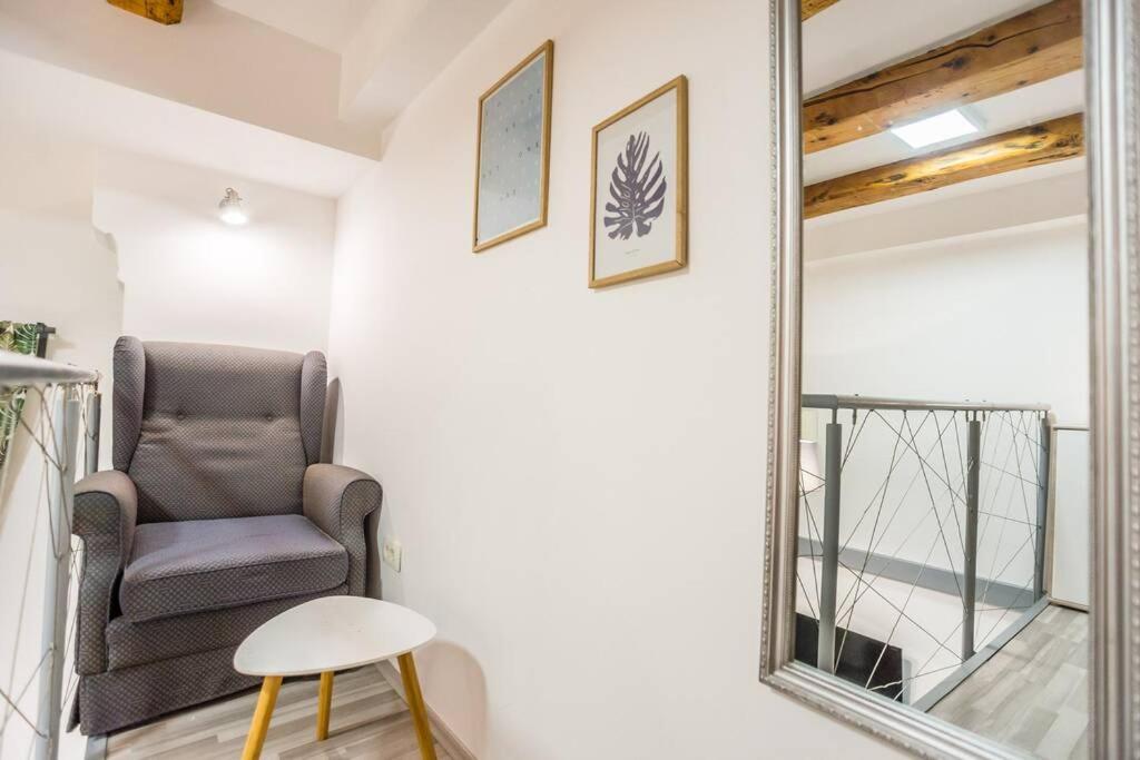 Apartma N'Poznam Tobacna Ljubljana Eksteriør billede