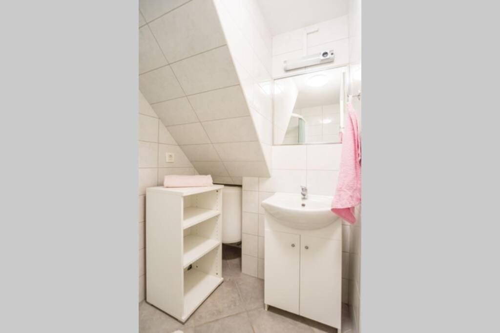 Apartma N'Poznam Tobacna Ljubljana Eksteriør billede