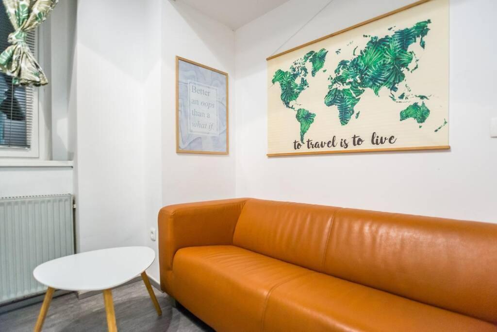 Apartma N'Poznam Tobacna Ljubljana Eksteriør billede