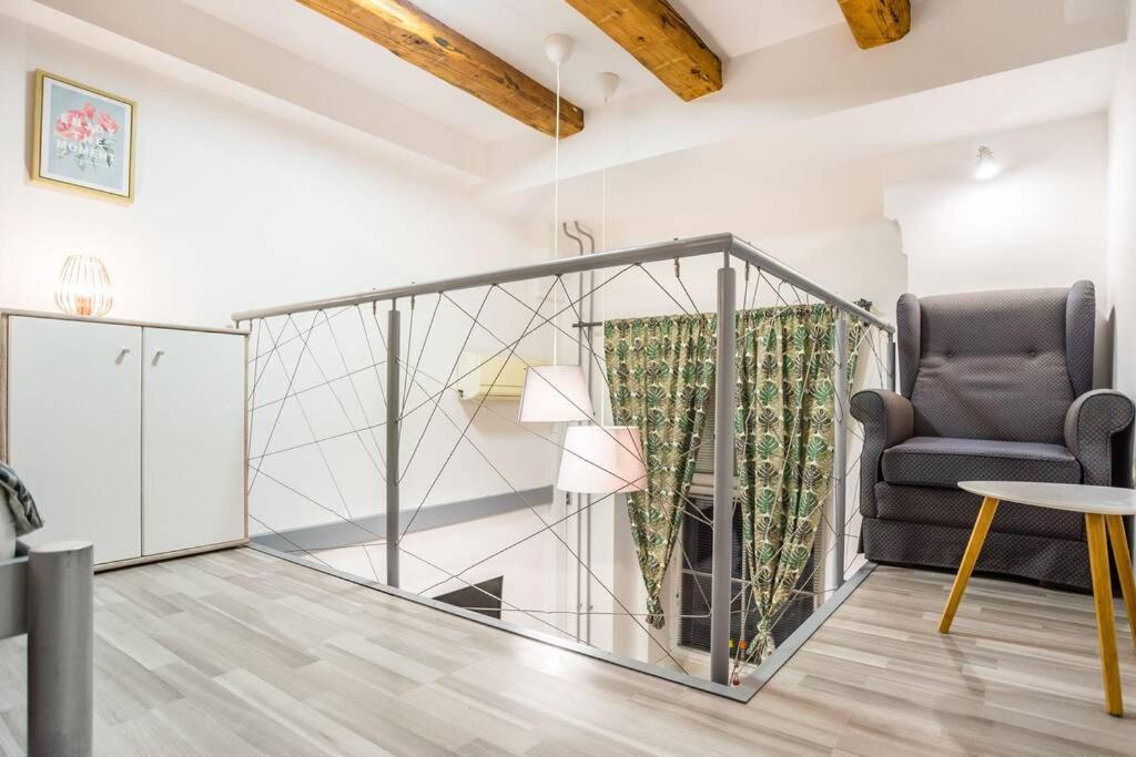 Apartma N'Poznam Tobacna Ljubljana Eksteriør billede