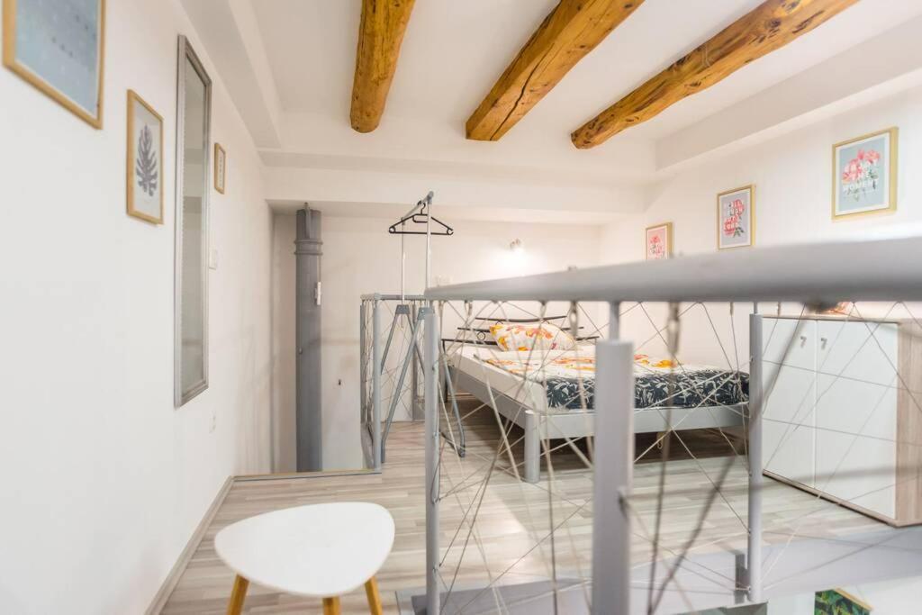 Apartma N'Poznam Tobacna Ljubljana Eksteriør billede