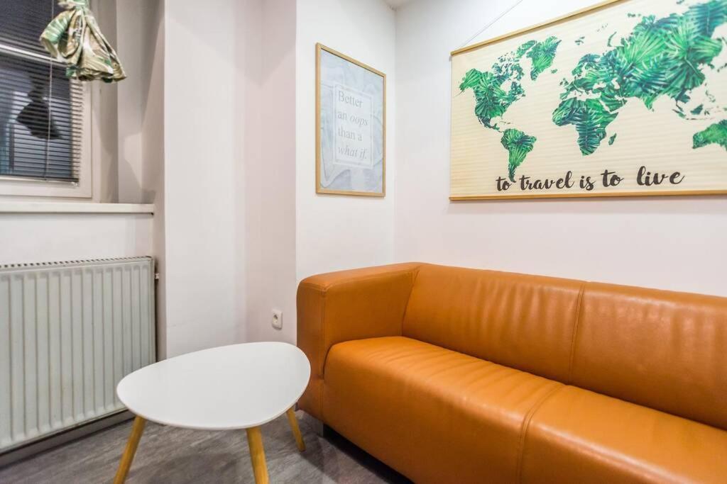 Apartma N'Poznam Tobacna Ljubljana Eksteriør billede